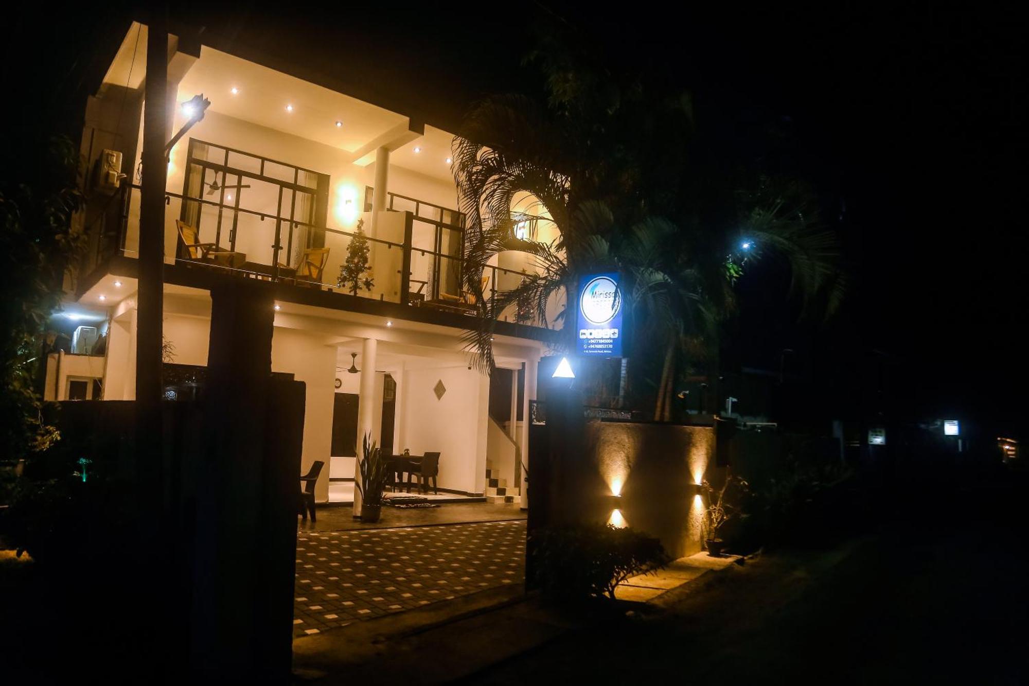 Hotel Mirissa Breeze Extérieur photo