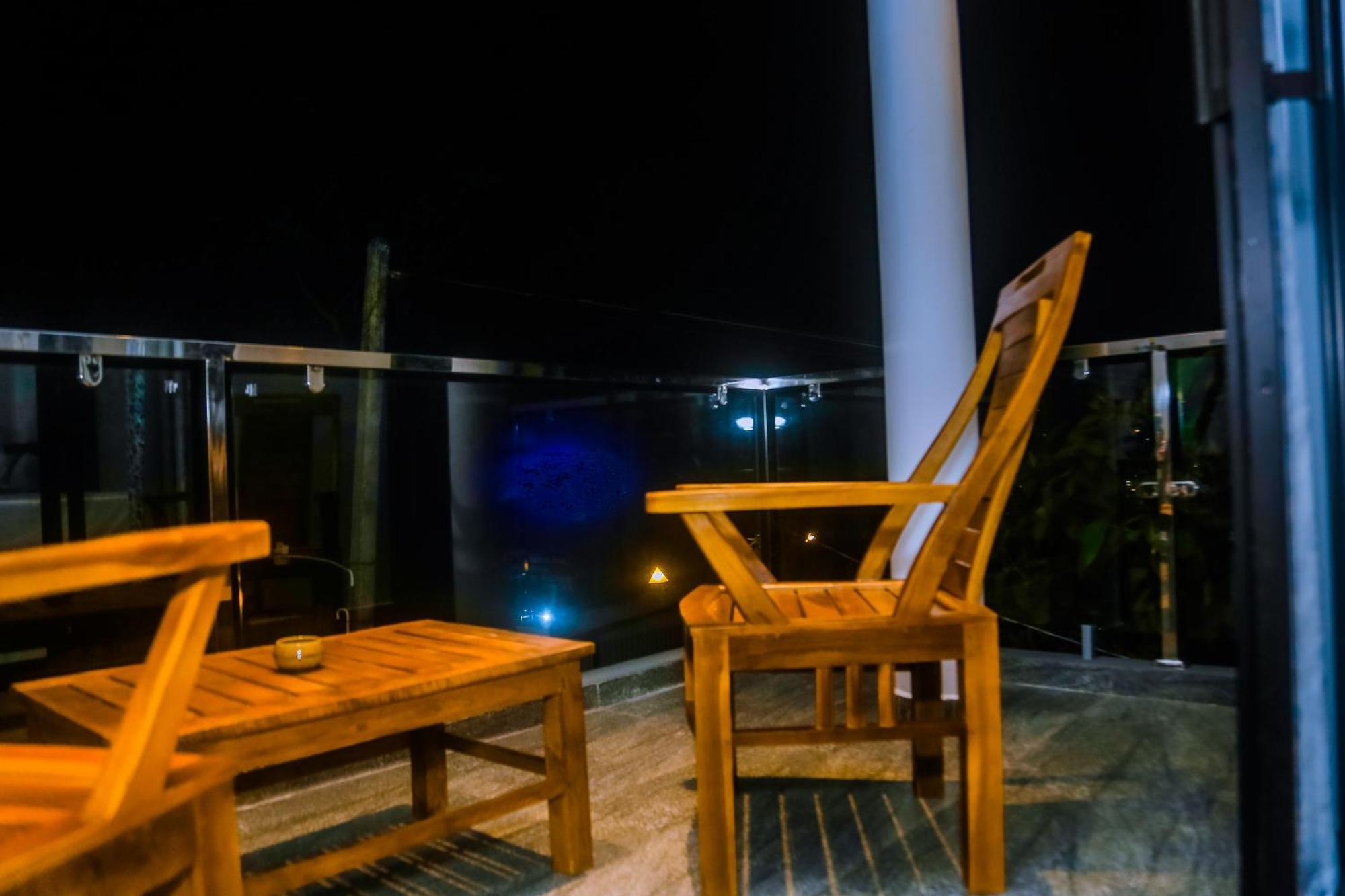 Hotel Mirissa Breeze Extérieur photo