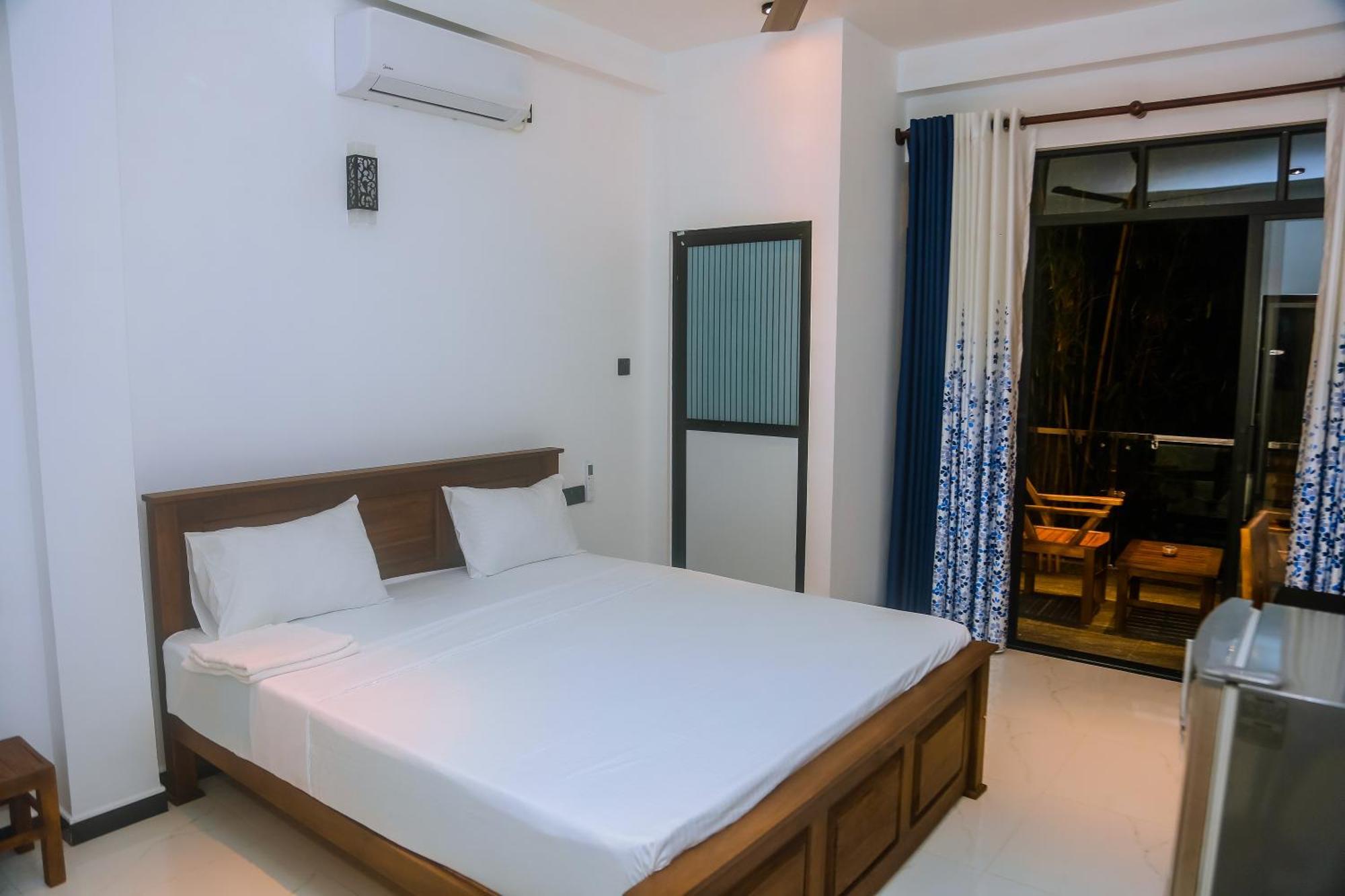 Hotel Mirissa Breeze Extérieur photo