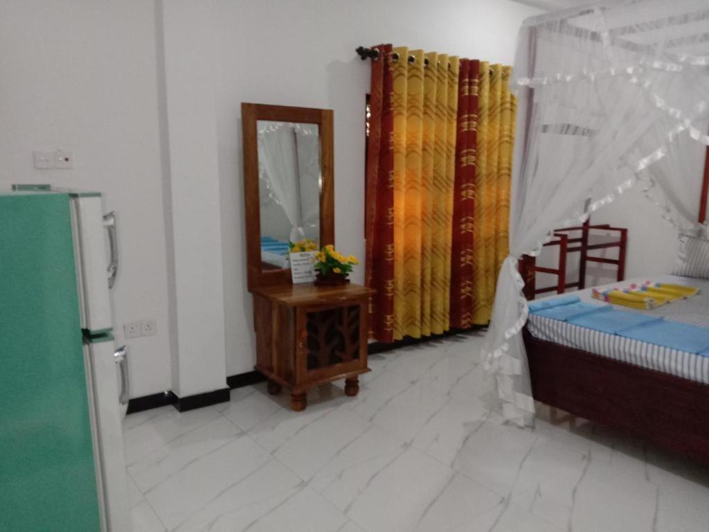 Hotel Mirissa Breeze Extérieur photo