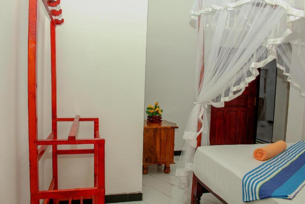 Hotel Mirissa Breeze Extérieur photo